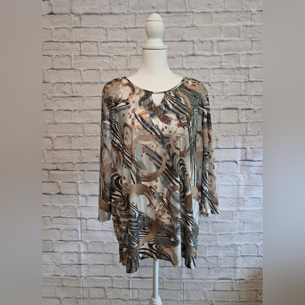 Gray and Brown Relaxed Buttoned Blouse